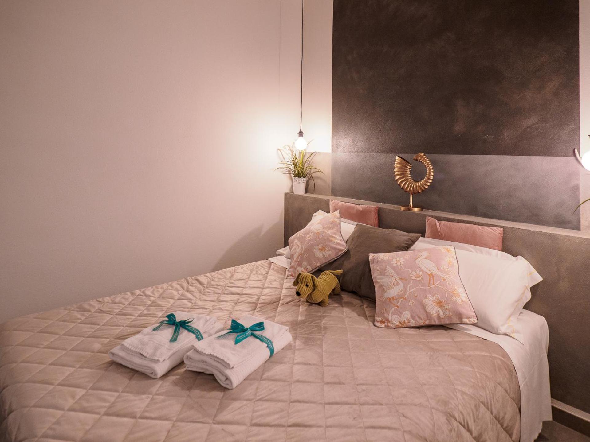 Camaella Luxury Studio 韦尔纳扎 外观 照片